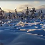 A Unique Arctic Retreat By Dg Lomailu