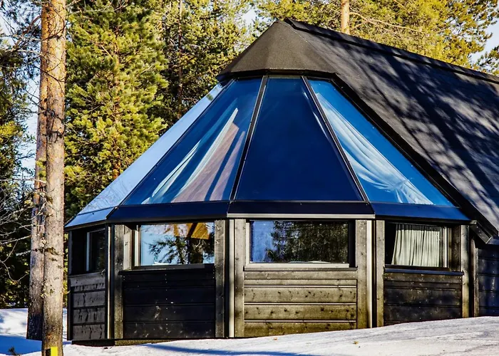 فيلة A Unique Arctic Retreat By Dg Lomailu *